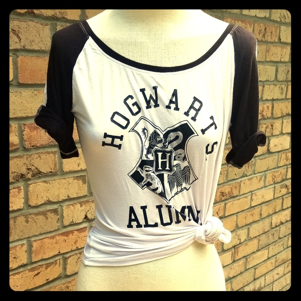 😎HOGWARTS ALUMNI TEE